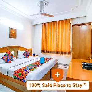 *** Hotel Fabhotel Ashu Palace Karol Bagh India
